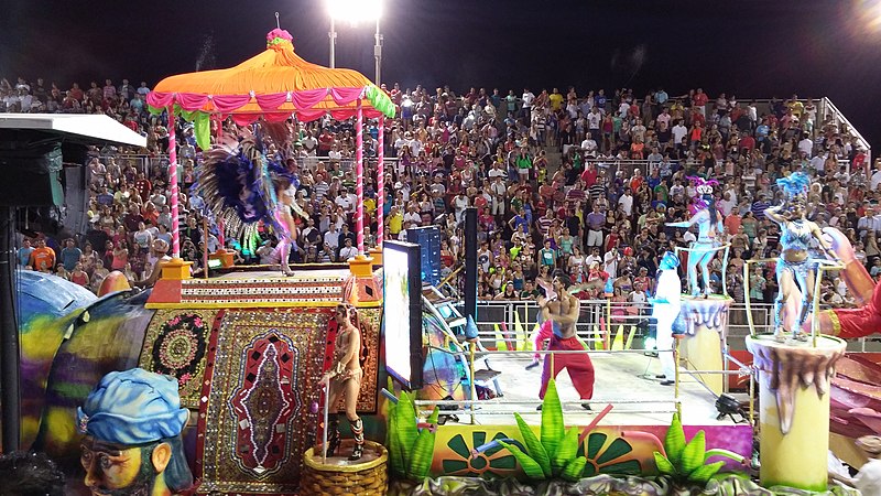 File:Carnaval of Encarnación 230257.jpg