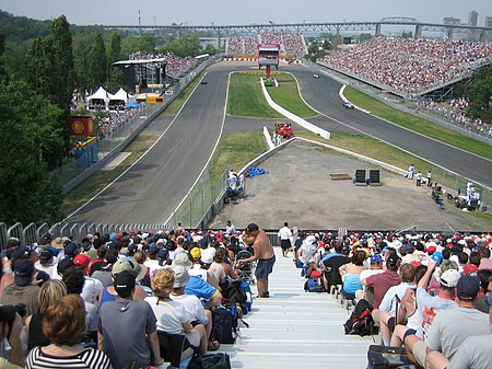 Fail:Circuit Gilles Villeneuve Hairpin.jpg