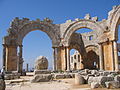 Arcos de medio punto en la basílica de San Simeone, Siria