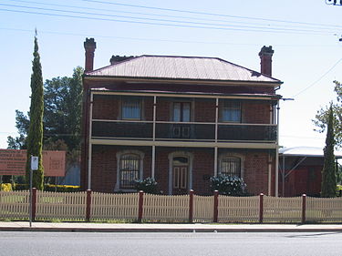 The Station Master's Residence in the town of Culcairn in the eastern Riverina. Many of the buildings in Culcairn, including this one, are heritage listed. CulcairnStationMastersResidence.JPG