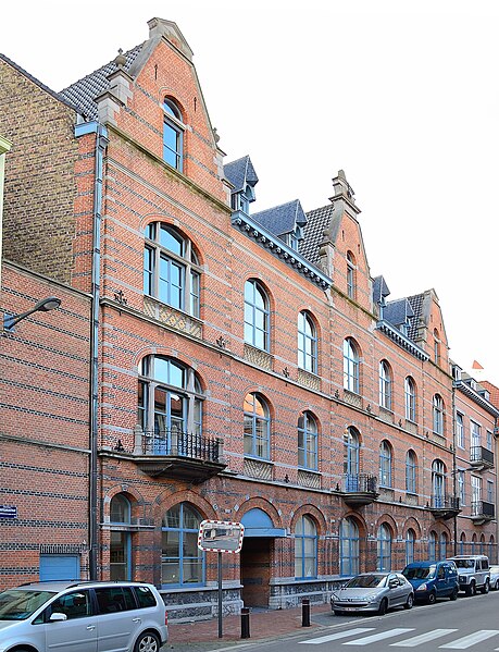 File:DeKunstAcademie Knokke-Heist gebouw.jpg