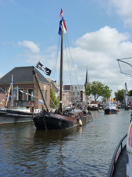 File:De DAGERAAD uit 1895 op de Vlietdagen 2012 in Leidschendam (01).JPG