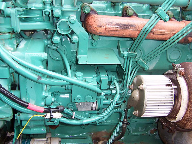 File:Distributor injection pump.jpg