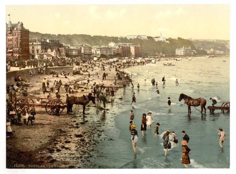 File:Douglas, the beach, Isle of Man-LCCN2002697026.tif