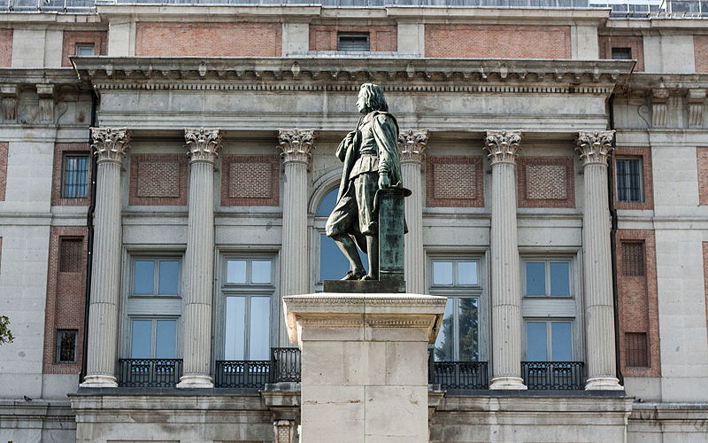 File:Estatua de Murillo frente al Prado.jpg