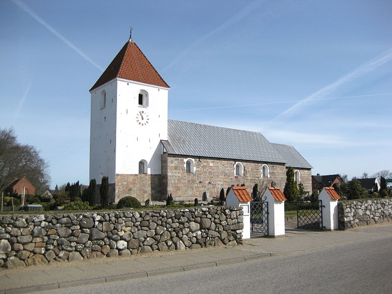 File:Farsø Kirke2.JPG