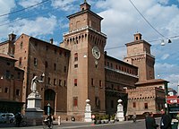 Ferrara Castello Estense 28mar06 01.jpg