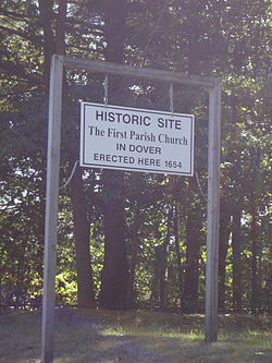 First Parish Church Orijinal Sitesi Dover NH.JPG