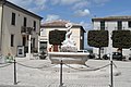 Fontana delfini in Piazza Vittorio Emanuele II - panoramio.jpg