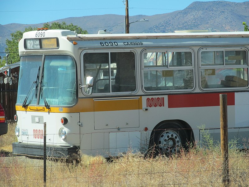 File:Former Muni bus in Fernley, Nevada, September 2016.jpg