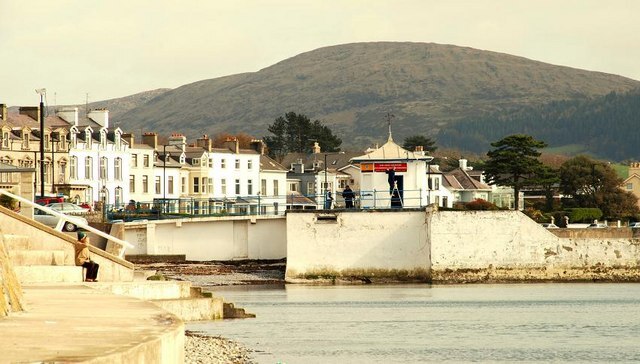 Image: Former swimming pool, Warrenpoint   geograph.org.uk   1224943
