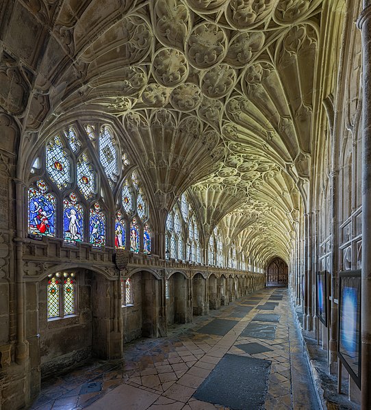 File:Gloucester Cathedral Cloister, Gloucestershire, UK - Diliff.jpg