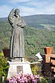 La statua di Padre Pio in località Manca posta il 28 maggio 2000