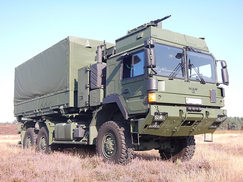 veicoli militari man 800px-HX42M