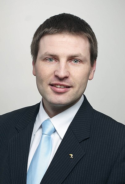 Minister of Defence (Estonia)