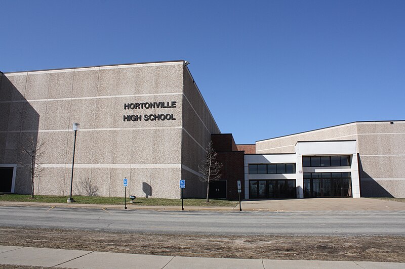 File:HortonvilleHighSchoolWisconsin1.jpg