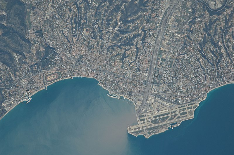 File:ISS023-E-8956 - View of France.jpg