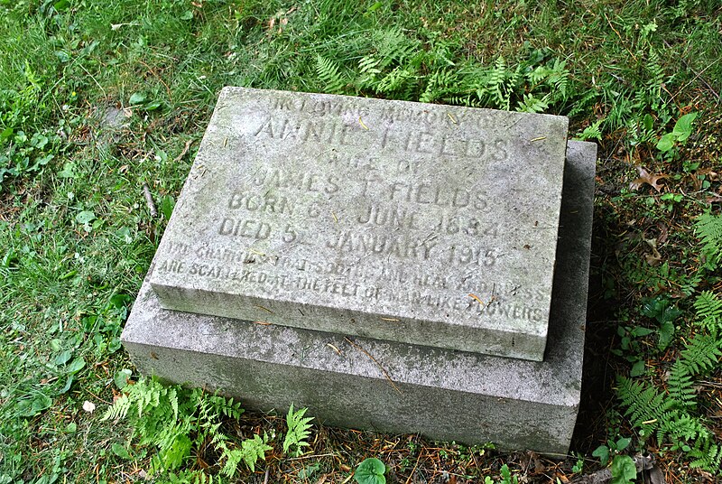 File:I Mount Auburn Cemetery, Cambridge, MA, USA 3 (2).jpg