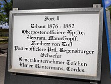 Datei:Infotafel_am_Eingang_von_Fort_Schaar.jpg