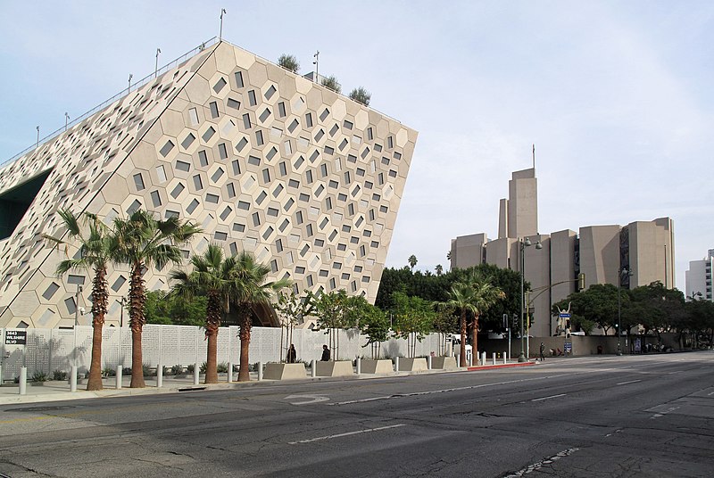 File:Irmas Pavilion and St. Basil Catholic Church, LA.jpg