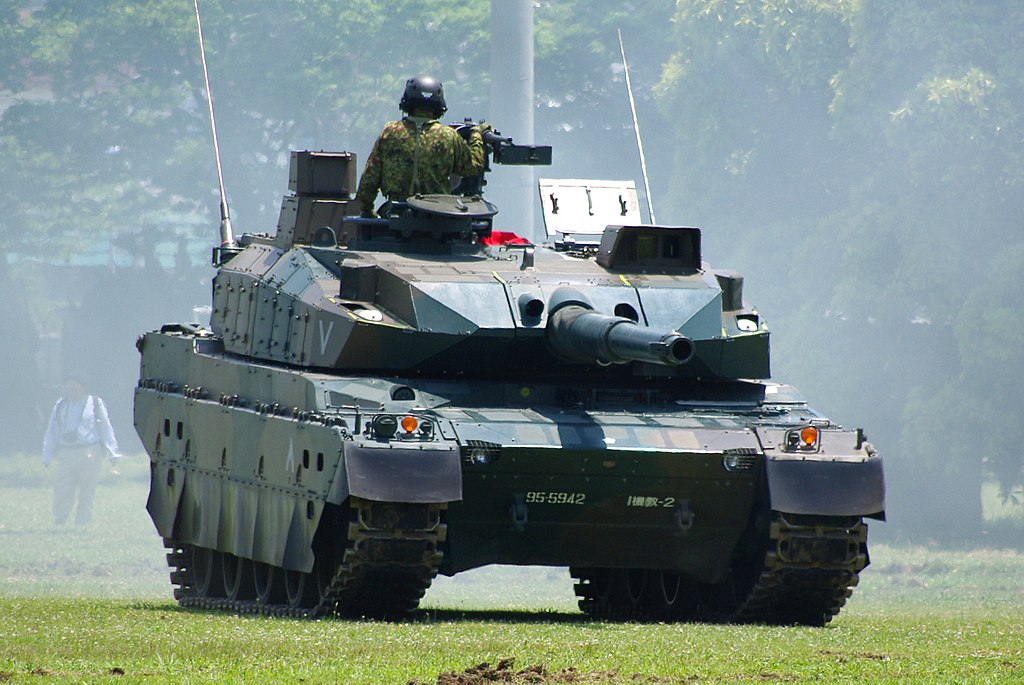 الدبابه اليابانيه Type 10 Hitomaru  1024px-JGSDF_Type10_tank_20120527-17