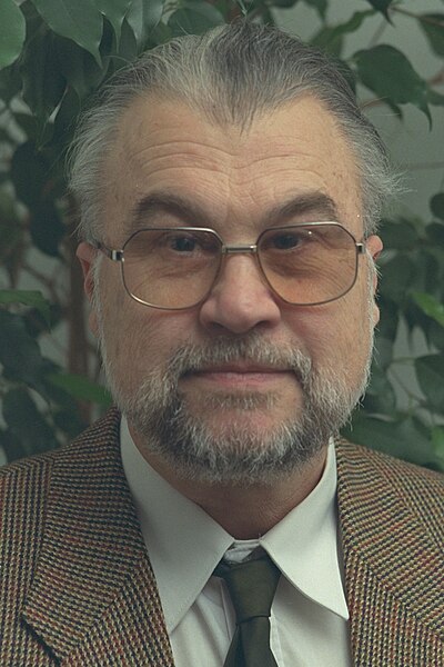 File:Janez Orešnik at IDS Mannheim 1995.jpg