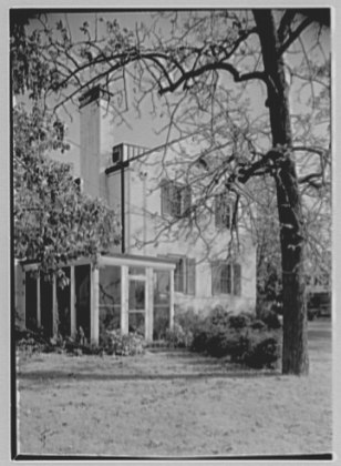 File:Jesse Henshel, residence at 345 De Mott Ave., Rockville Centre, Long Island, New York. LOC gsc.5a12252.tif