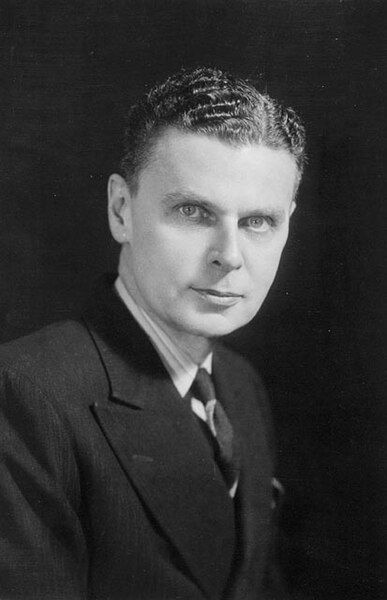 File:John Diefenbaker portrait 1946.jpg