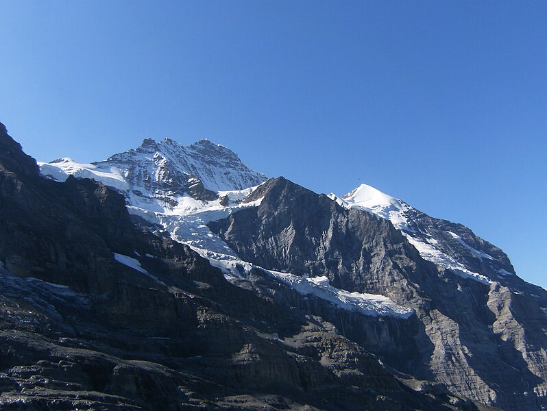 File:Jungfrau.Silberhorn.1756.jpg