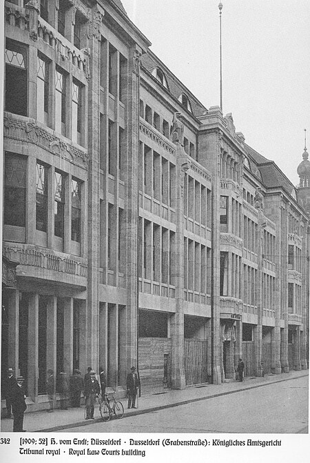 Königliches Amtsgericht, Grabenstraße in Düsseldorf, erbaut von Architekt Hermann vom Endt