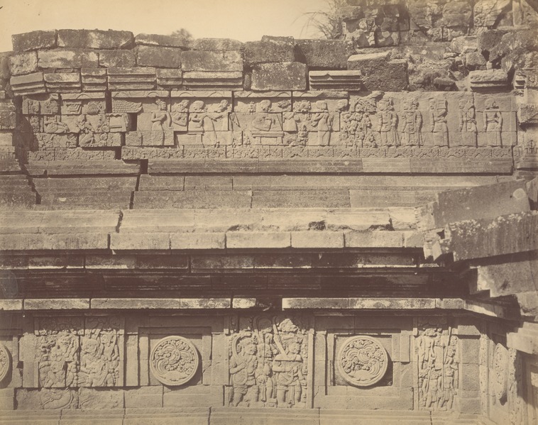 File:KITLV 87838 - Isidore van Kinsbergen - Reliefs on Tjandi Panataran near Blitar - Before 1900.tif