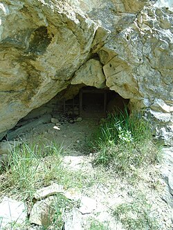 A Keleti-kőfejtő 7. sz. barlang bejárata