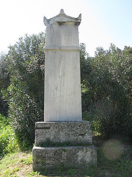 File:Kerameikos, Ancient Graveyard, Athens, Greece (4452381756).jpg