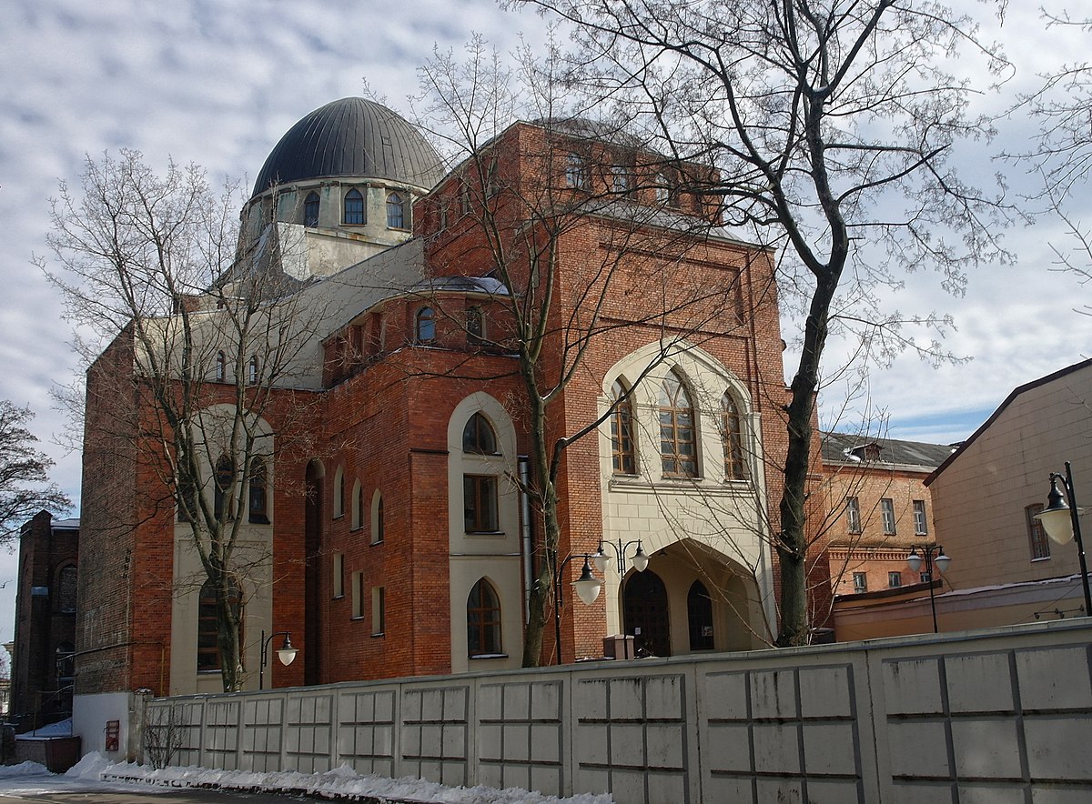 Синагога смоленск. Синагога в Харькове. Купеческая синагога в Харькове.. Синагога Харьков люди. Солдатская синагога Харьков.