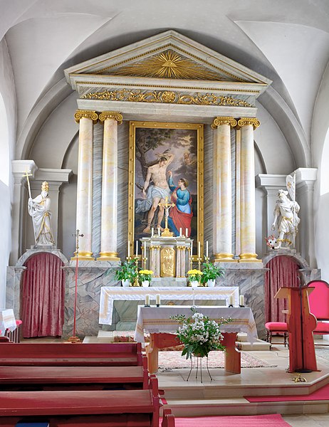 File:Kirche 23321 Altar in A-2135 Altruppersdorf.jpg