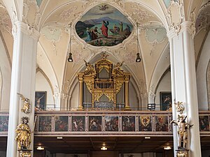 Kitzbühel Pfarrkirche Orgel 01.JPG