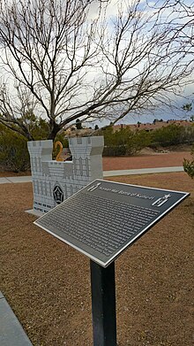Korean War Memorial in Las Cruces, NM LCVetMem PlaqueEngCastle.jpg