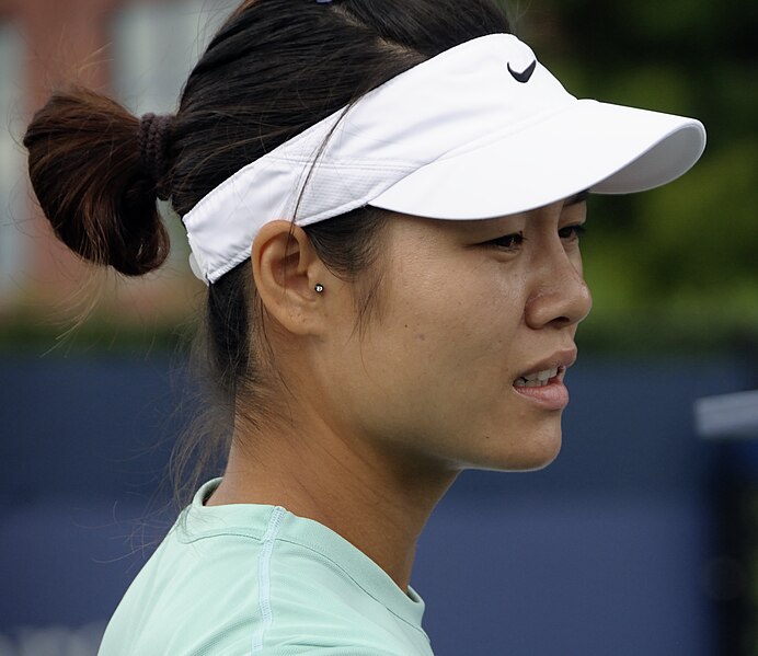 File:Li Na at the 2009 US Open 03.jpg