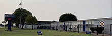 Lompoc Tinggi School.jpg