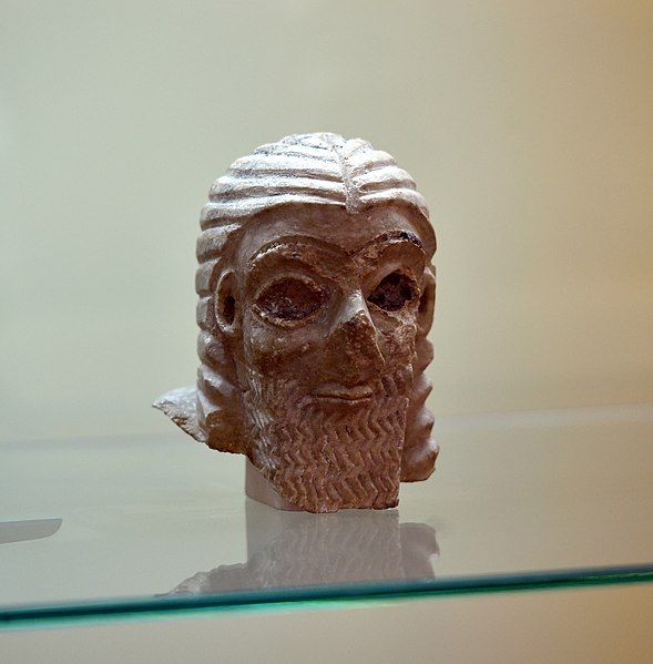 File:Male head from Shara Temple, Tell Agrab, Iraq.jpg