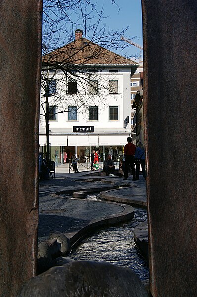 File:Marktplatz6.JPG