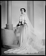 Category:Brides of Canada - Wikimedia Commons