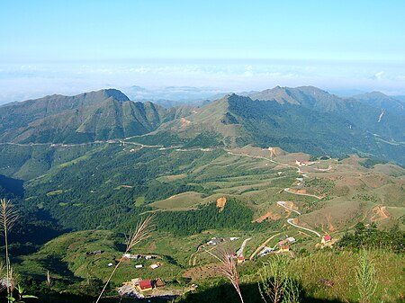 Tập_tin:Mau_Son_road.JPG