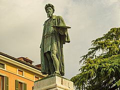 Dettaglio della figura del pittore.