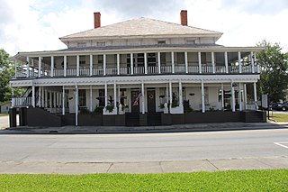 <span class="mw-page-title-main">Old Lafayette County Courthouse</span> Historic former courthouse in Mayo, Florida