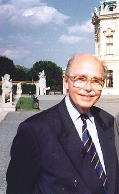 Otto von Habsburg Belvedere 1998 b.JPG
