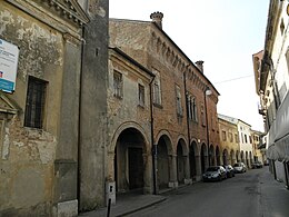 Palais degli Estensi (Badia Polesine) .jpg