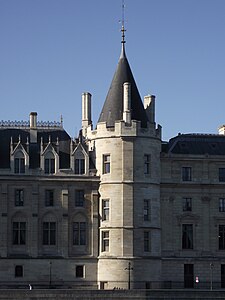 La Tour Bonbec (1226-1270) ospitava la camera di tortura della prigione del palazzo.