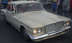 Plymouth Valiant Sedan (Turuncu Julep).jpg