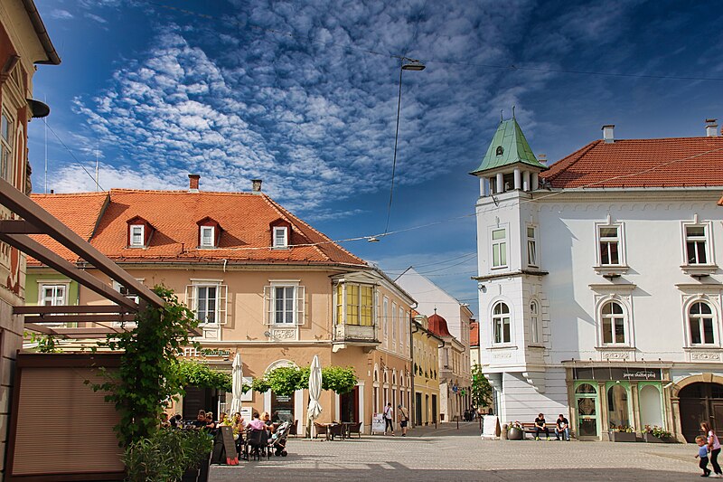 File:Ptuj - Slovénie 4 (53401449070).jpg